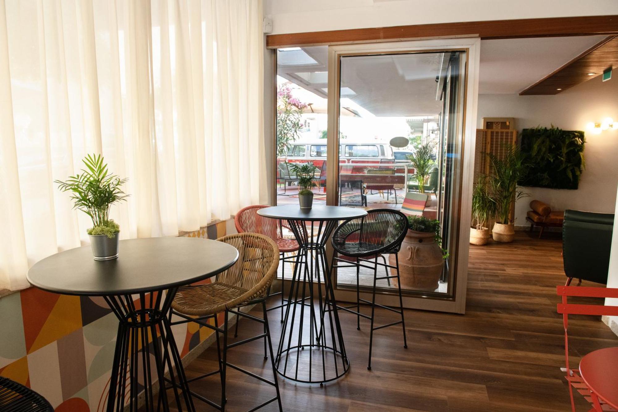 Hotel Mirabella Риччоне Екстер'єр фото